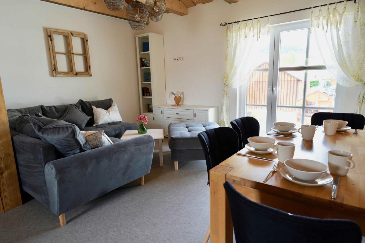Familien- Und Apartmenthotel Lerchenberghof Walddorf  エクステリア 写真