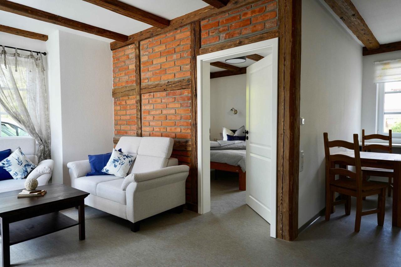 Familien- Und Apartmenthotel Lerchenberghof Walddorf  エクステリア 写真