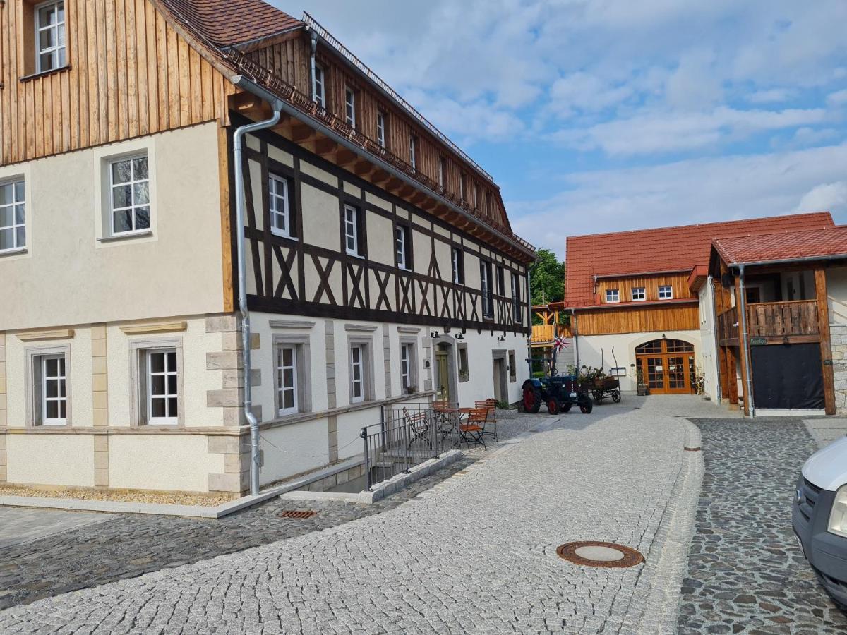 Familien- Und Apartmenthotel Lerchenberghof Walddorf  エクステリア 写真