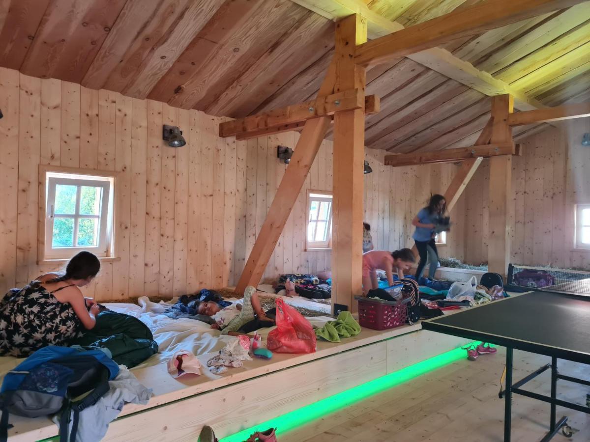 Familien- Und Apartmenthotel Lerchenberghof Walddorf  エクステリア 写真