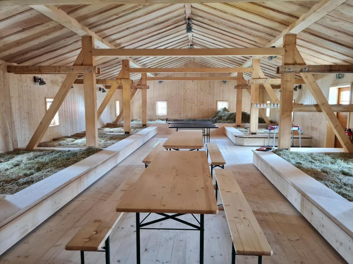 Familien- Und Apartmenthotel Lerchenberghof Walddorf  エクステリア 写真