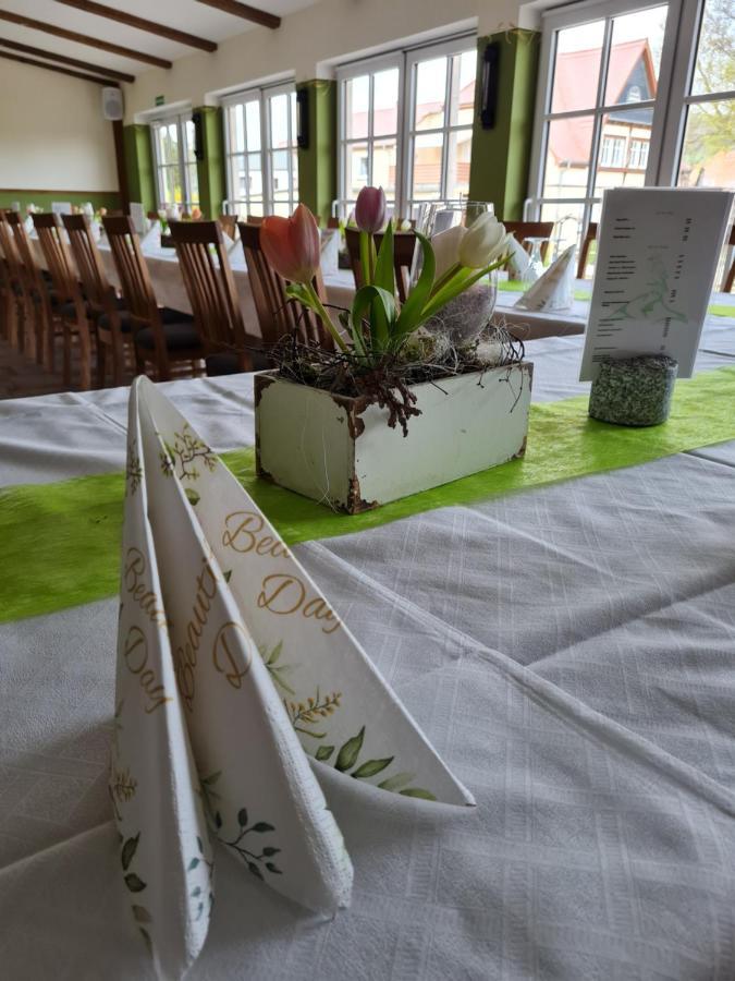 Familien- Und Apartmenthotel Lerchenberghof Walddorf  エクステリア 写真