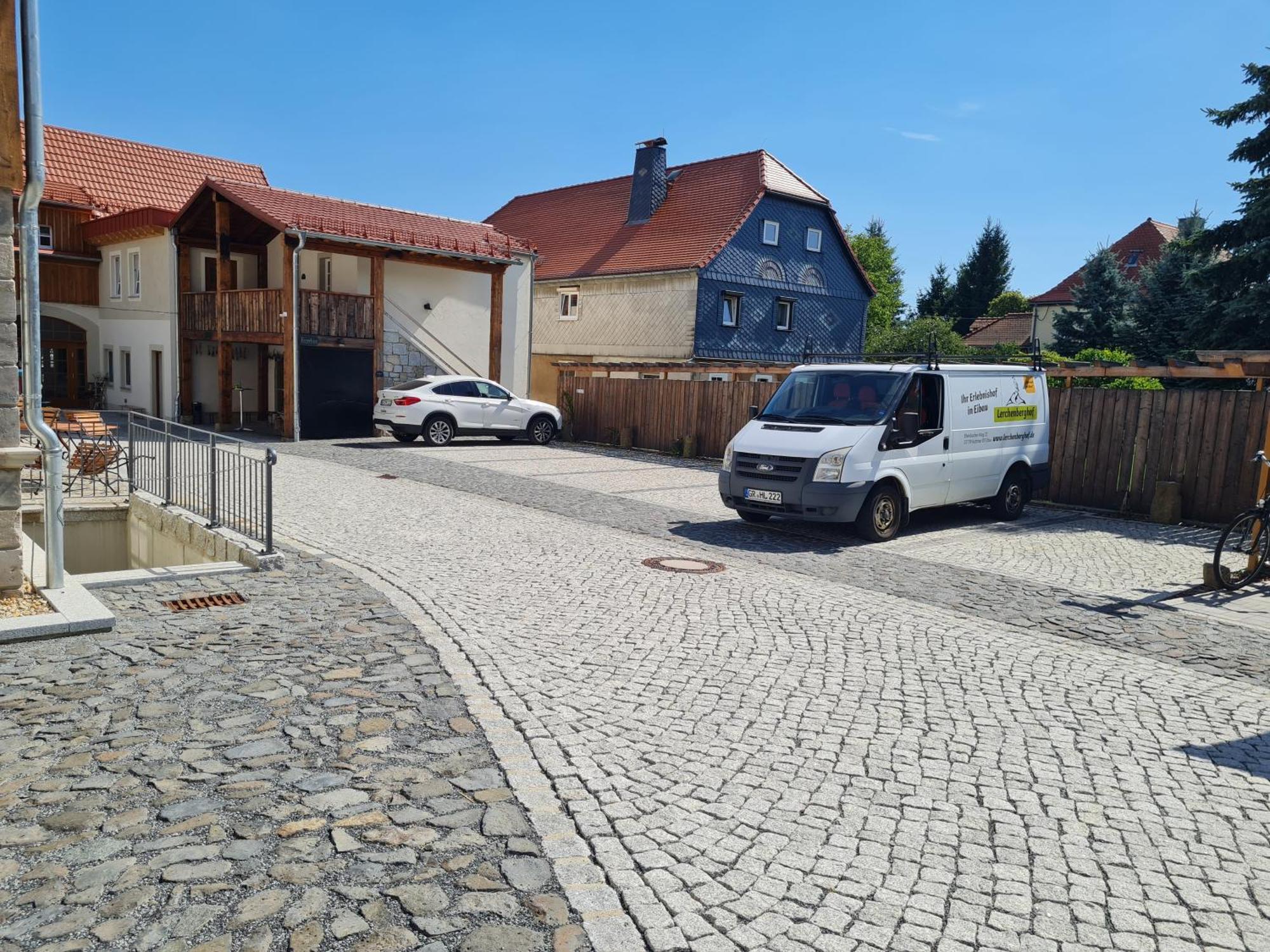 Familien- Und Apartmenthotel Lerchenberghof Walddorf  エクステリア 写真