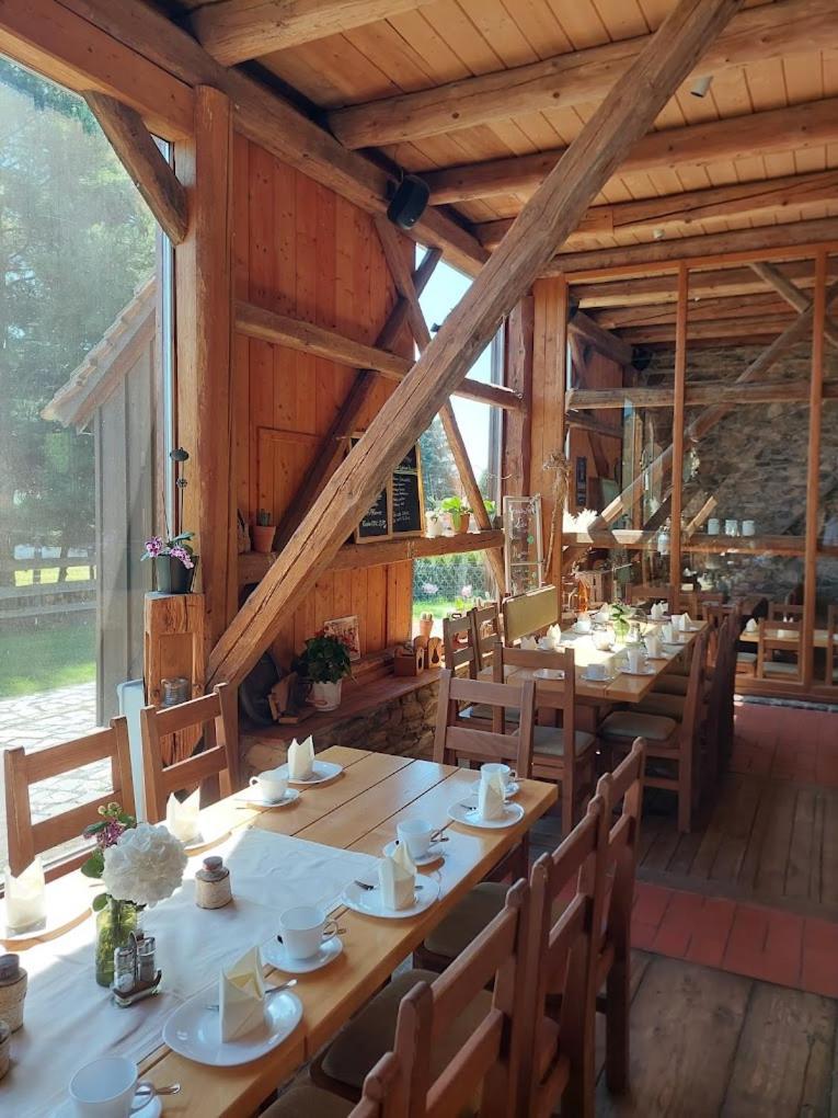 Familien- Und Apartmenthotel Lerchenberghof Walddorf  エクステリア 写真